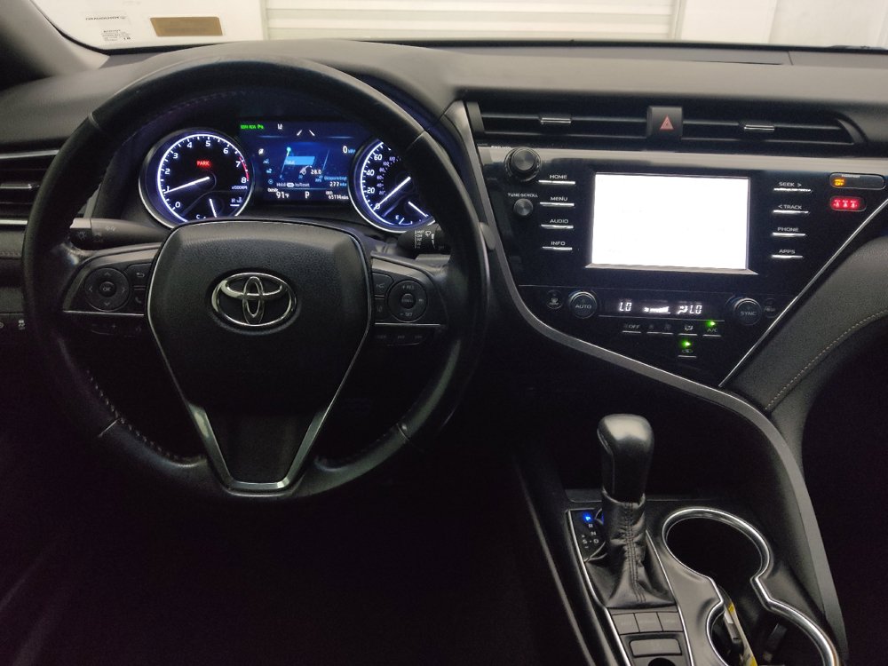 Used 2018 Toyota Camry XLE FWD image 22