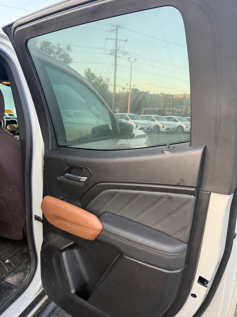 Used 2026 GMC Canyon AT4 AWD/4WD image 14
