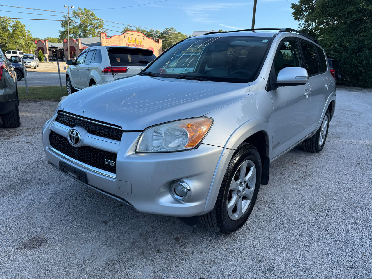 Used 2011 Toyota RAV4 Limited image 1