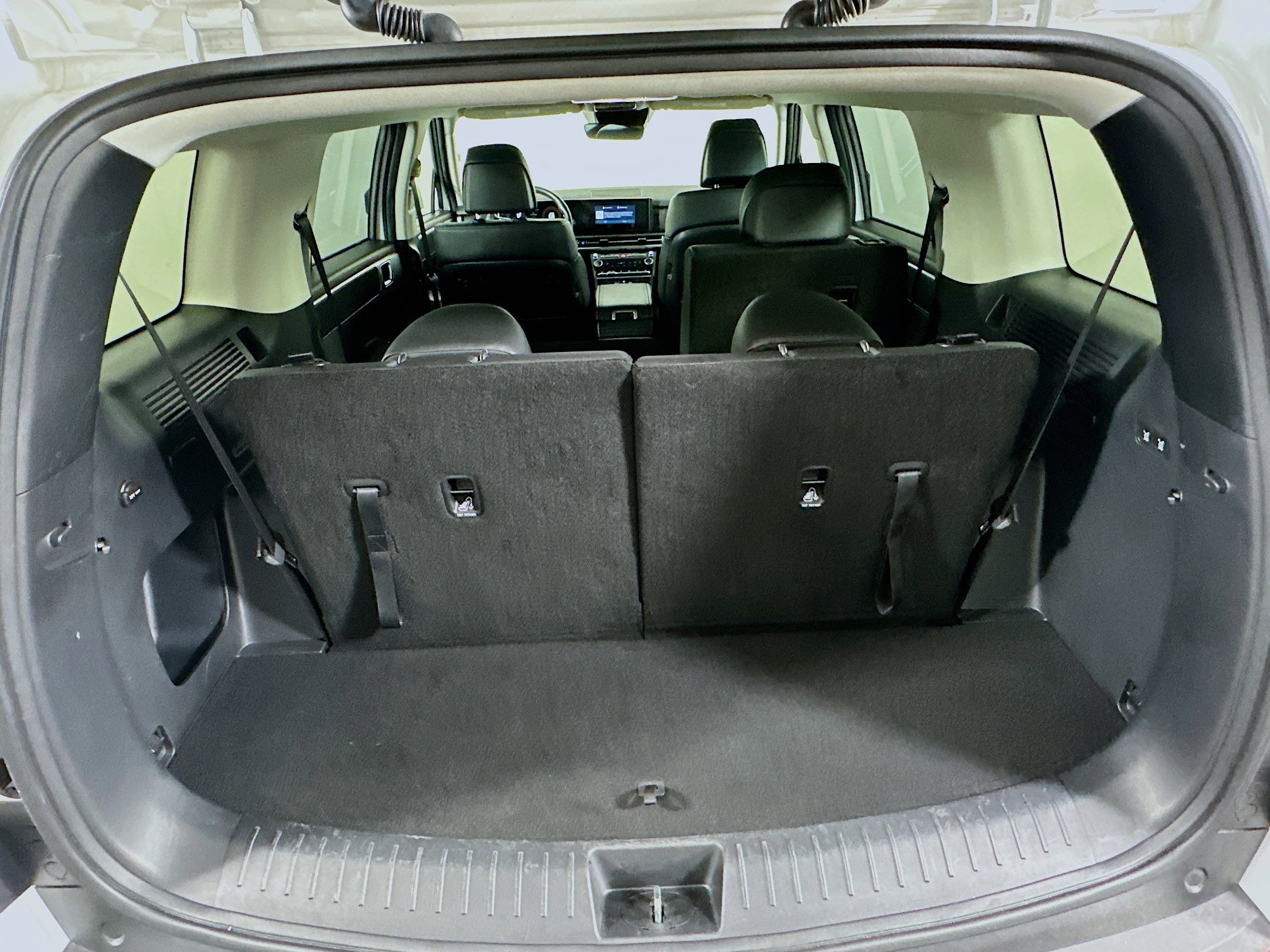 Used 2025 Hyundai Santa Fe SEL image 30