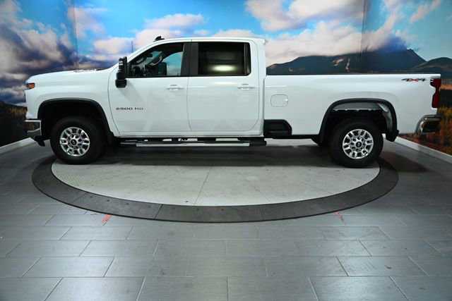 Used 2025 Chevrolet Silverado 2500 LT w/ Convenience Package image 5