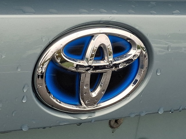 Used 2016 Toyota Prius Two FWD image 27