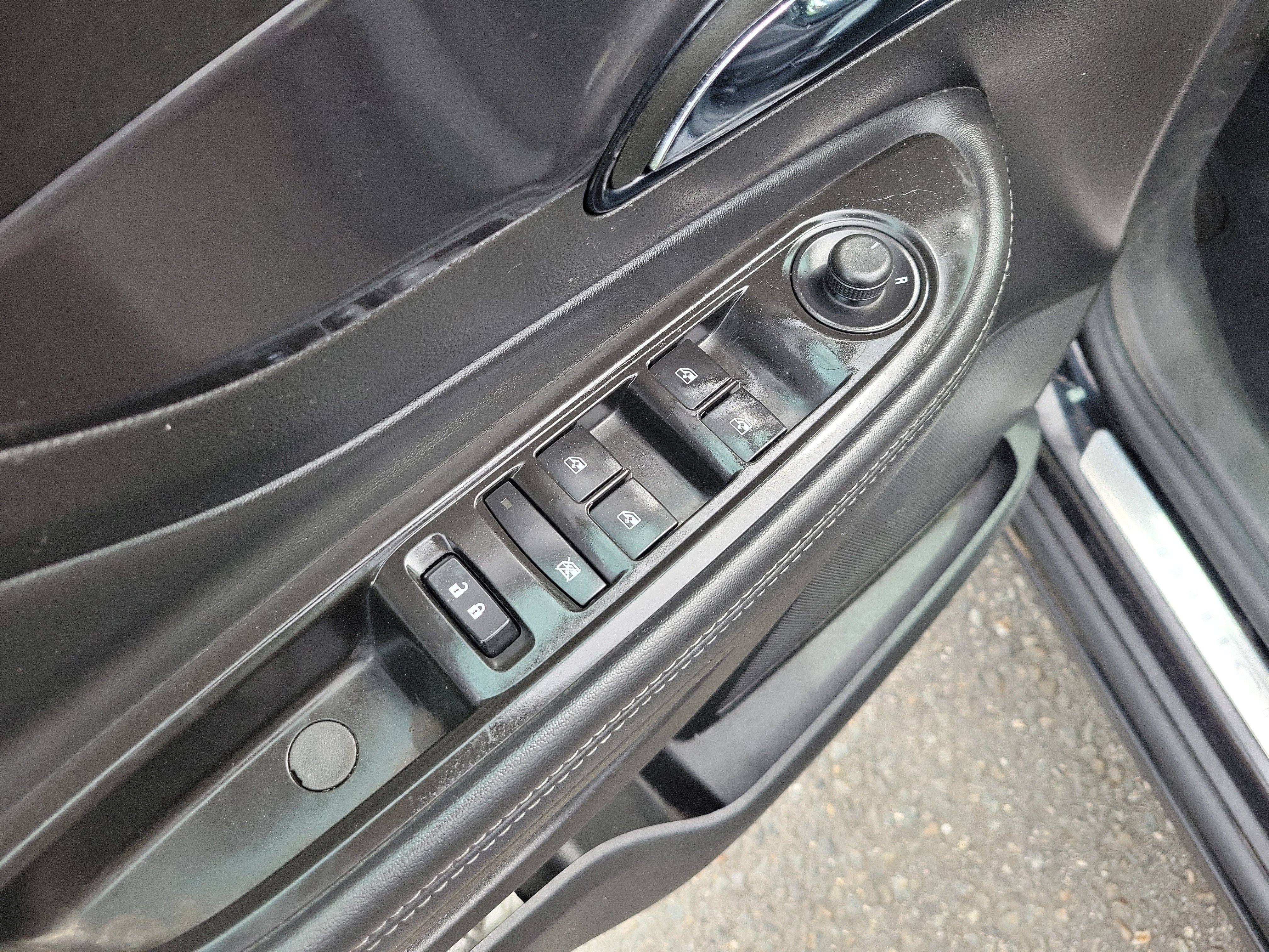 Used 2022 Buick Encore Preferred w/ Safety Package AWD/4WD image 19