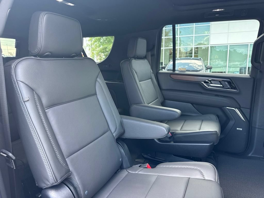 New 2026 GMC Yukon XL Denali w/ Denali Reserve Package AWD/4WD image 27