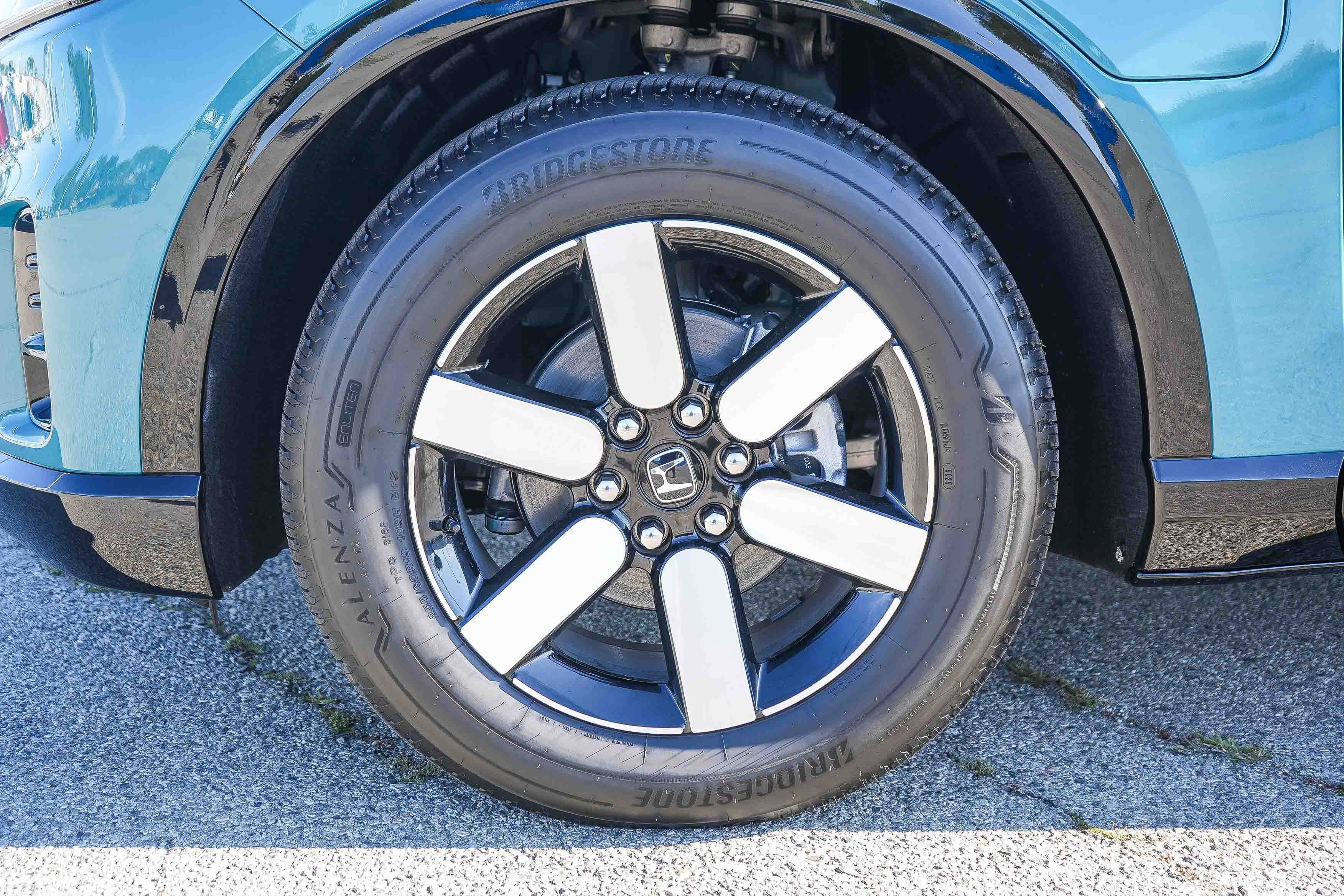 New 2026 Honda Prologue Touring image 12