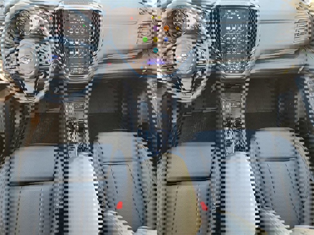 Used 2025 Subaru Ascent Bronze Edition image 14