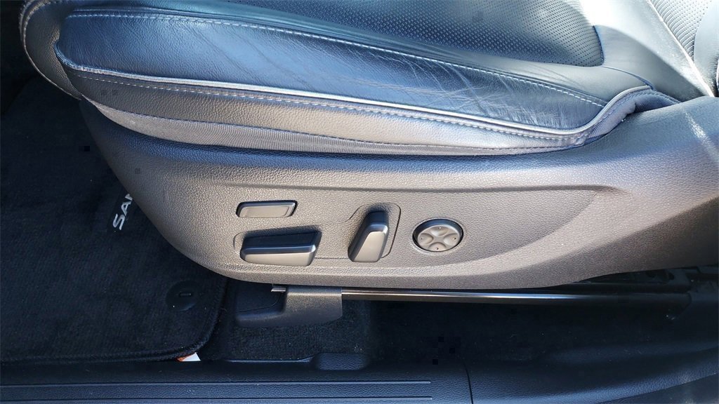 Used 2021 Hyundai Santa Fe Limited image 19