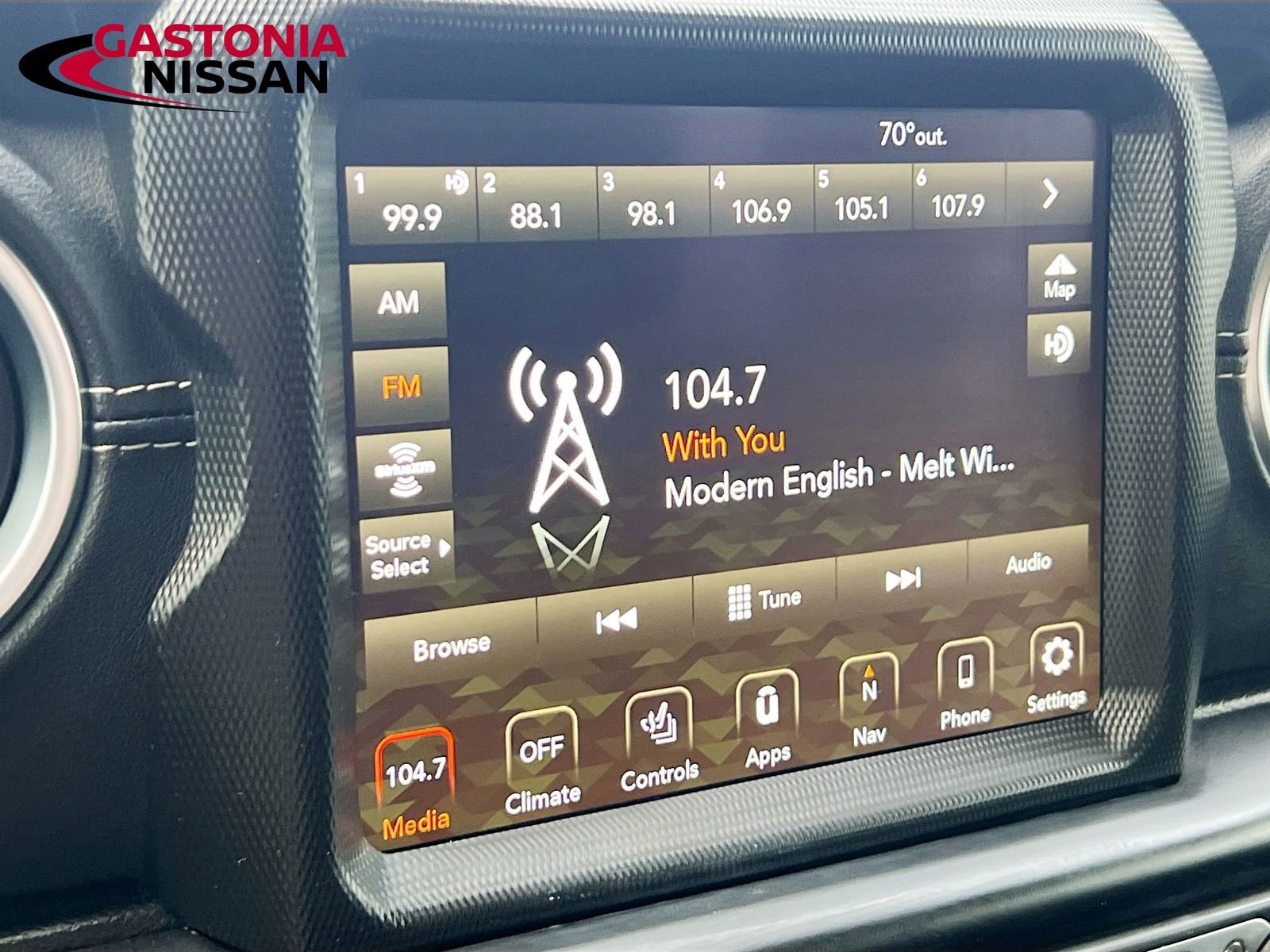 Used 2021 Jeep Wrangler Unlimited Sahara w/ Cold Weather Group image 19