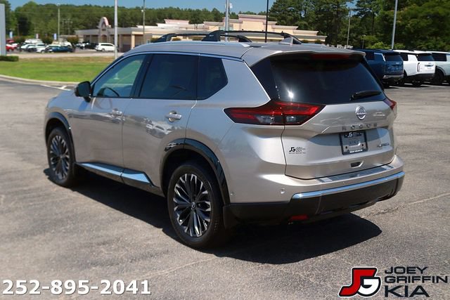 Used 2025 Nissan Rogue Platinum w/ Platinum Premium Package FWD image 5