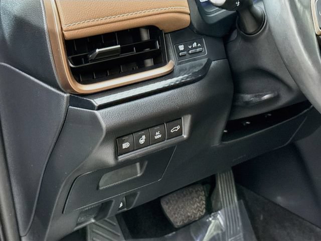 Used 2024 Toyota Grand Highlander AWD Hybrid image 10