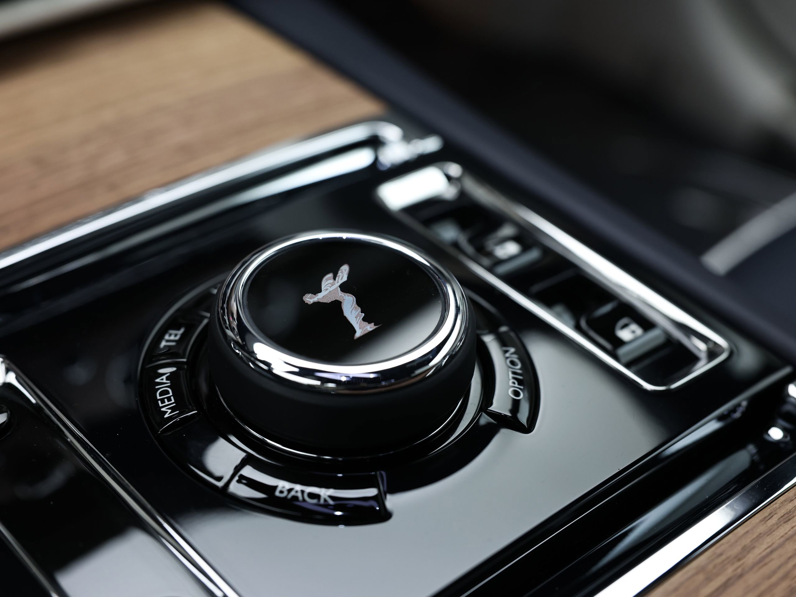 New 2026 Rolls-Royce Spectre Base image 24