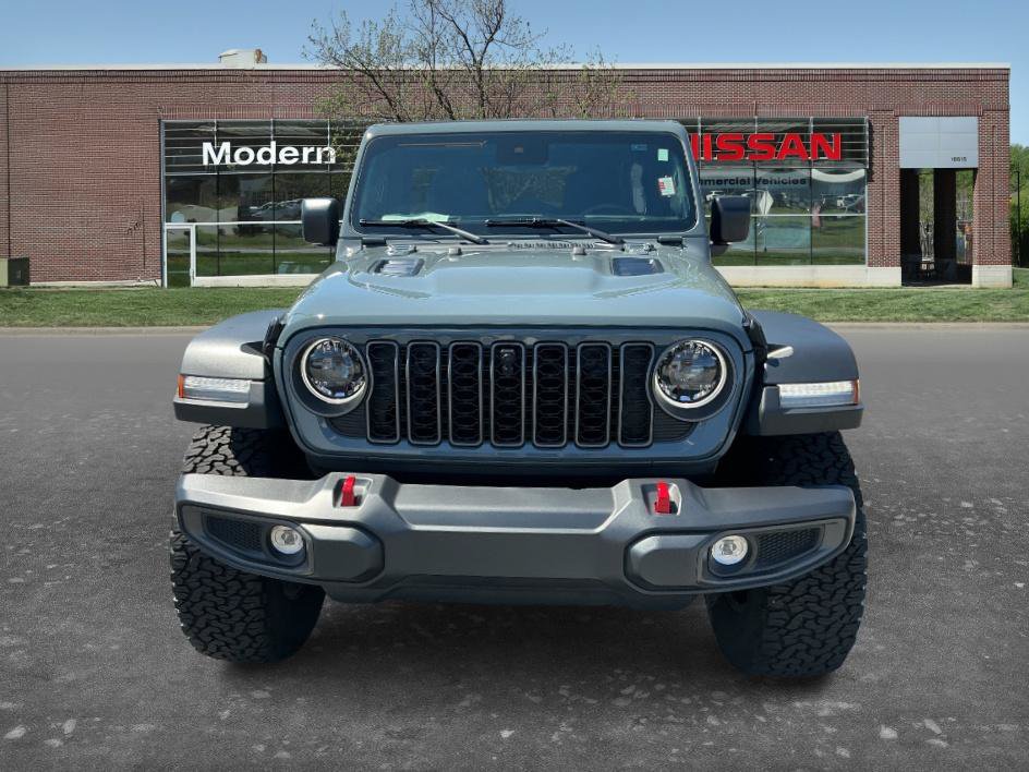 Used 2025 Jeep Wrangler Unlimited Rubicon w/ XTREMEE 35" Tire Package AWD/4WD image 6