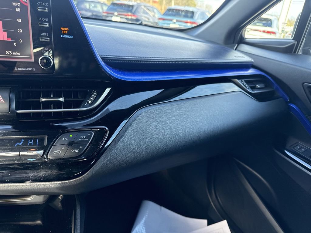 Used 2020 Toyota C-HR XLE image 10