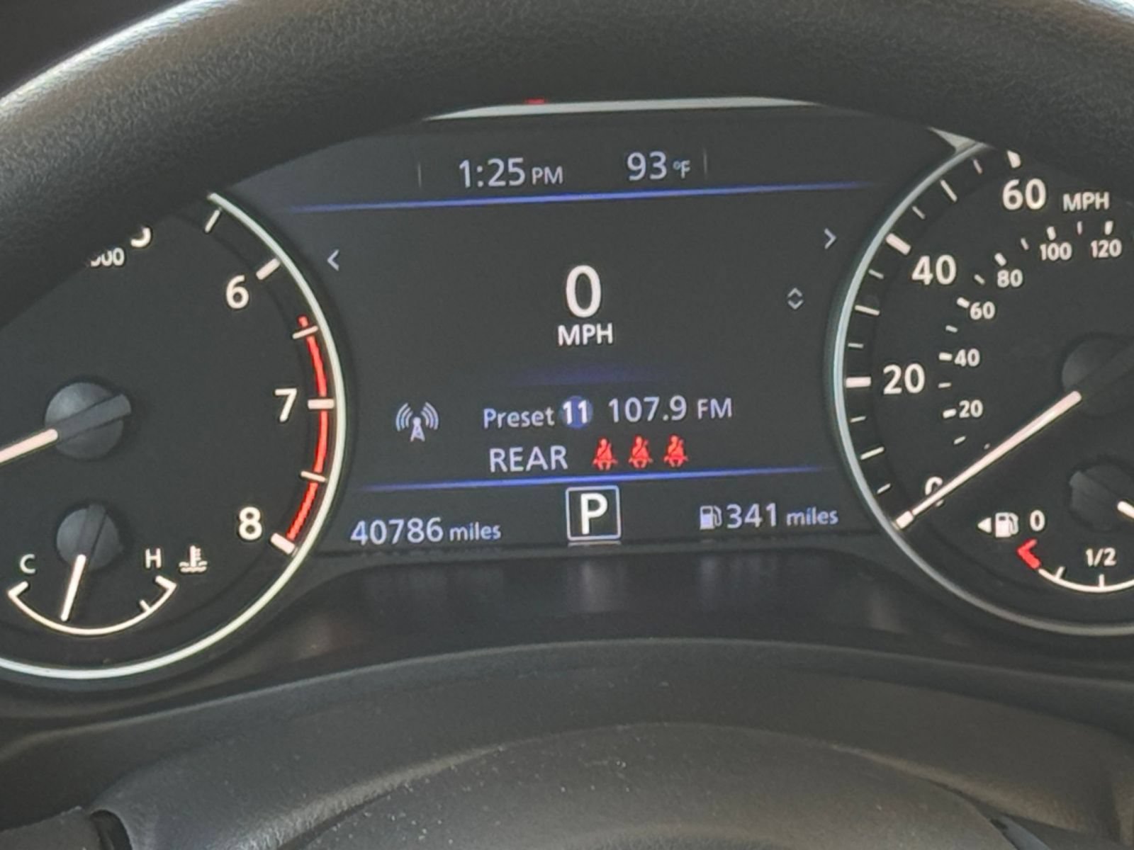 Used 2025 Nissan Altima 2.5 SV FWD image 39