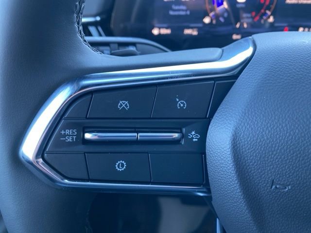 New 2026 Chevrolet Suburban Premier image 9