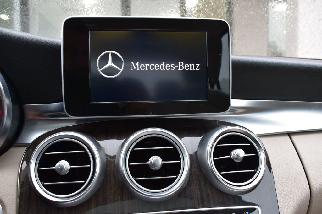 Used 2015 Mercedes-Benz C 300 Sedan image 33