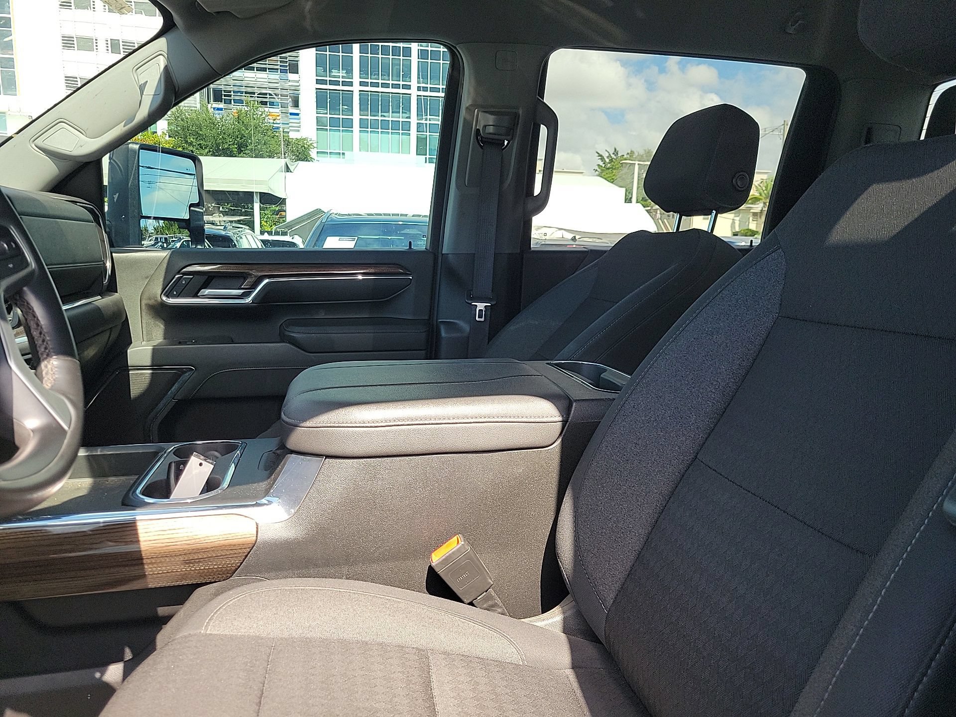 Used 2024 Chevrolet Silverado 2500 LT w/ Midnight Edition AWD/4WD image 20