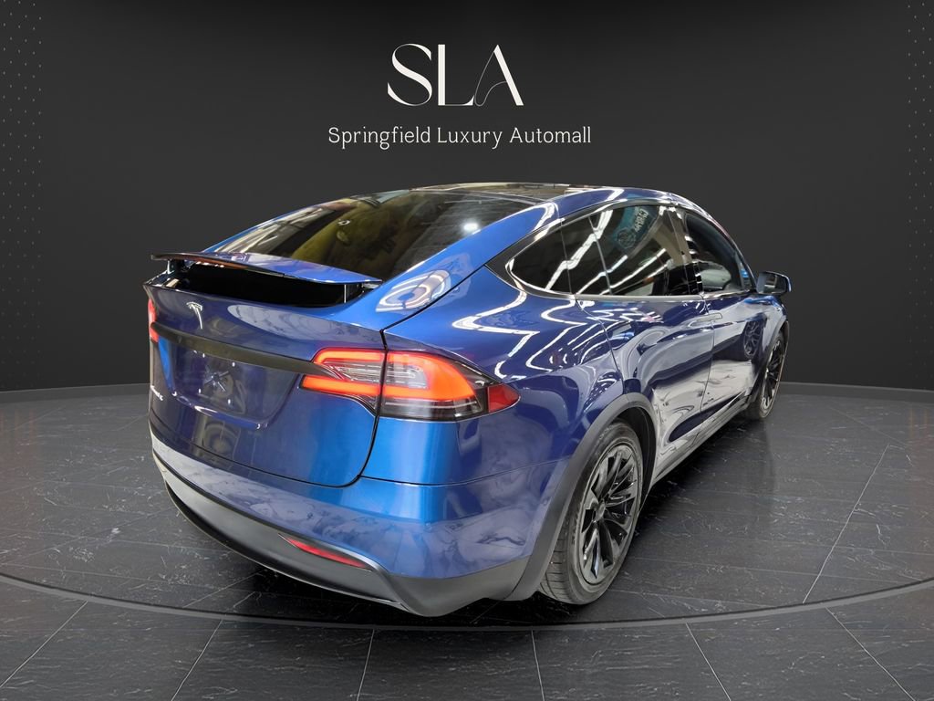 Used 2016 Tesla Model X 75D image 3