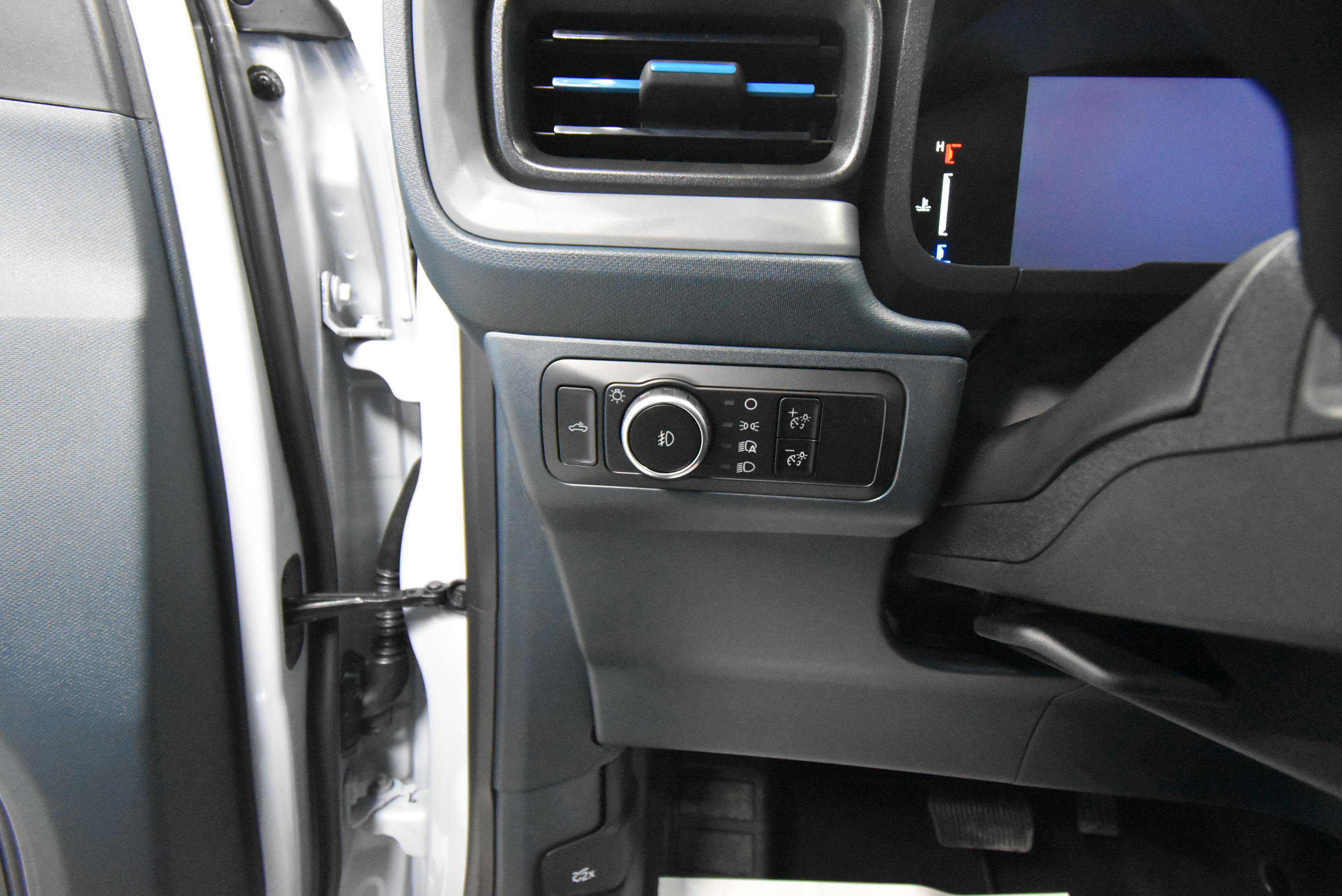 New 2026 Ford Maverick Lobo AWD/4WD image 6