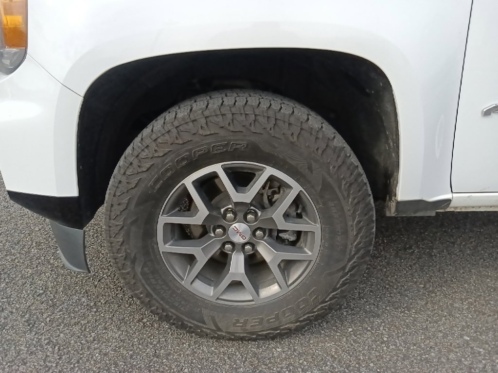 Used 2022 GMC Canyon AT4 w/ Trailering Package image 10