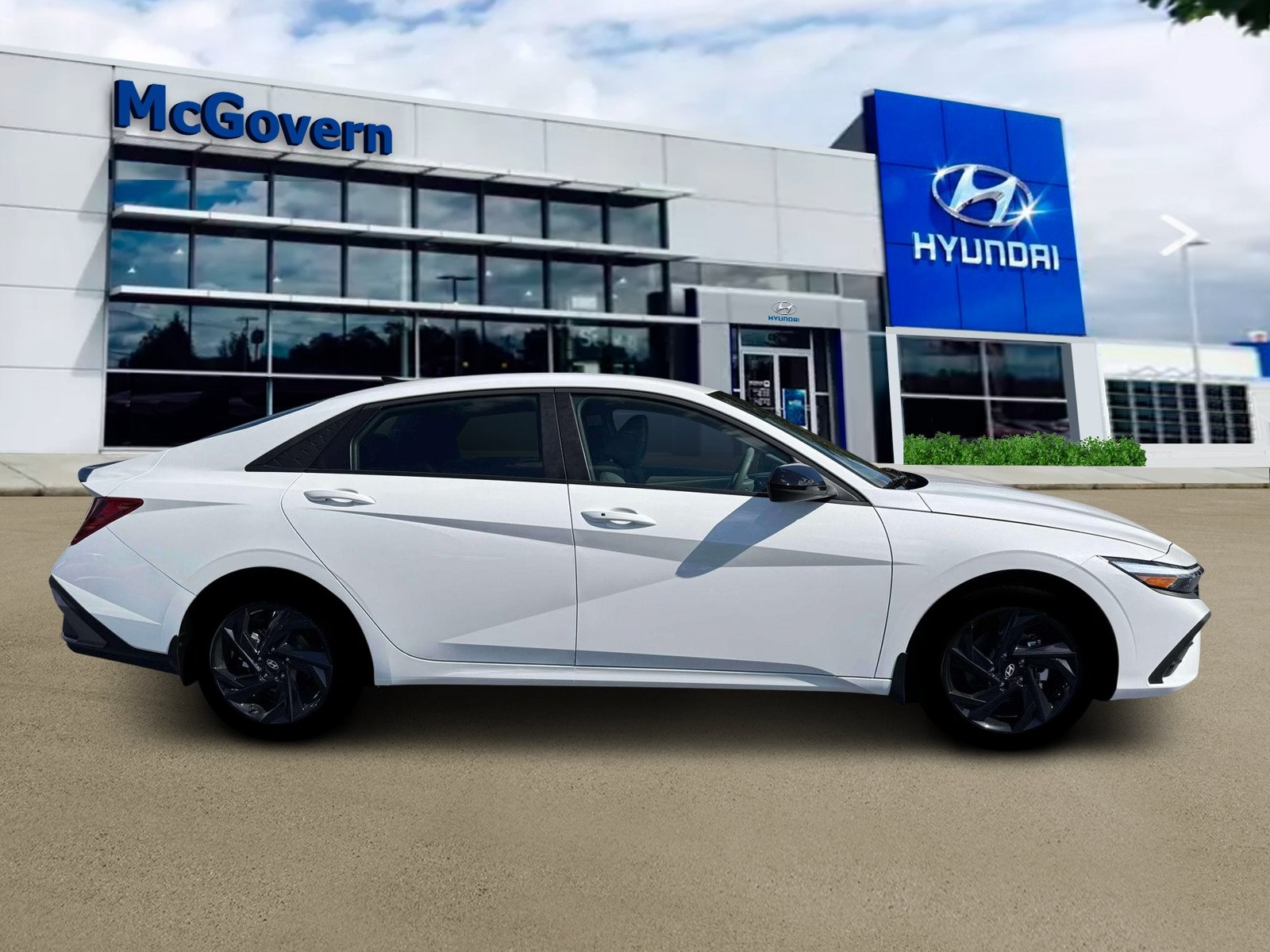 New 2026 Hyundai Elantra SEL Sport FWD image 9