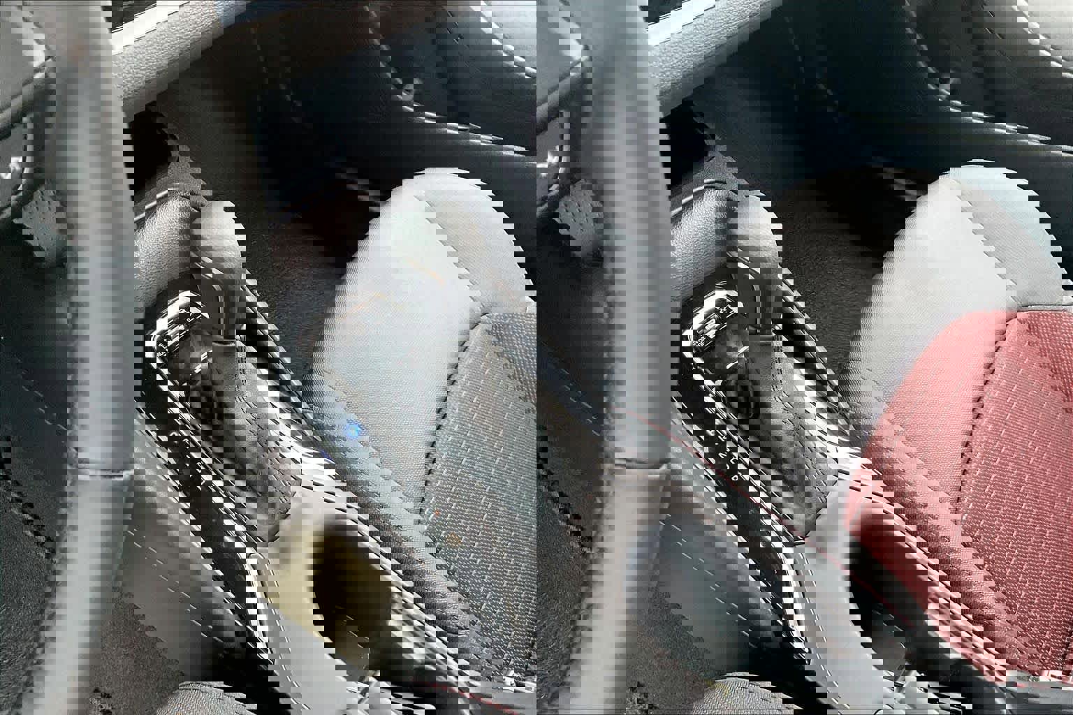 Used 2026 Toyota Corolla SE image 16