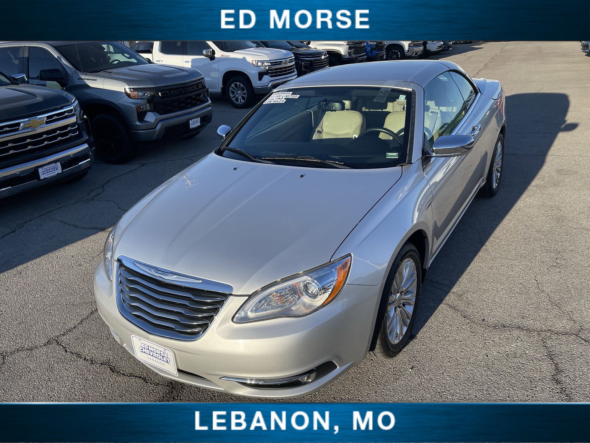 Used 2011 Chrysler 200 Limited image 18