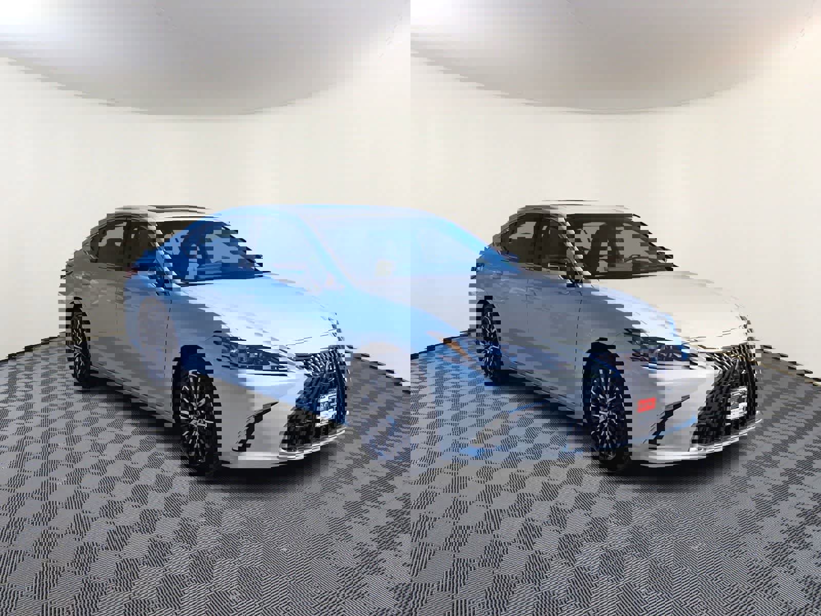 Used 2022 Lexus ES 350 w/ Premium Package image 4