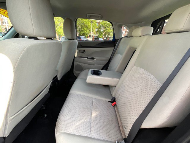 Used 2019 Mitsubishi Outlander Sport SE FWD image 20