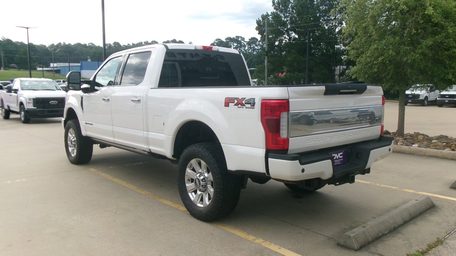 Used 2019 Ford F250 Platinum w/ Platinum Ultimate Package AWD/4WD image 4
