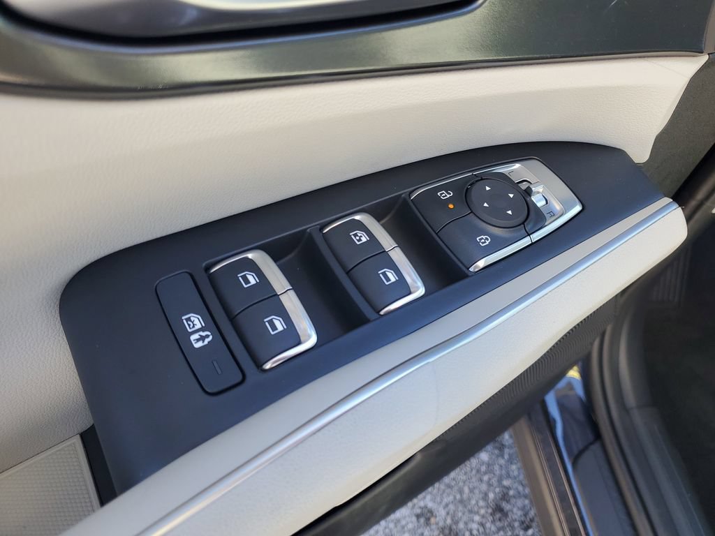 New 2026 Kia Sorento S w/ S Panoramic Sunroof Package FWD image 9