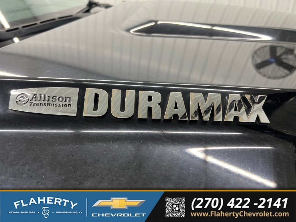 Used 2018 GMC Sierra 2500 SLT w/ Duramax Plus Package AWD/4WD image 18