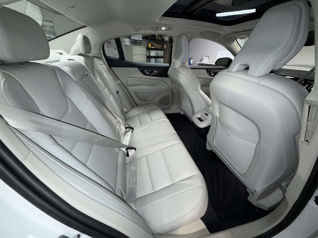 Used 2024 Volvo S60 B5 Plus w/ Climate Package FWD image 16
