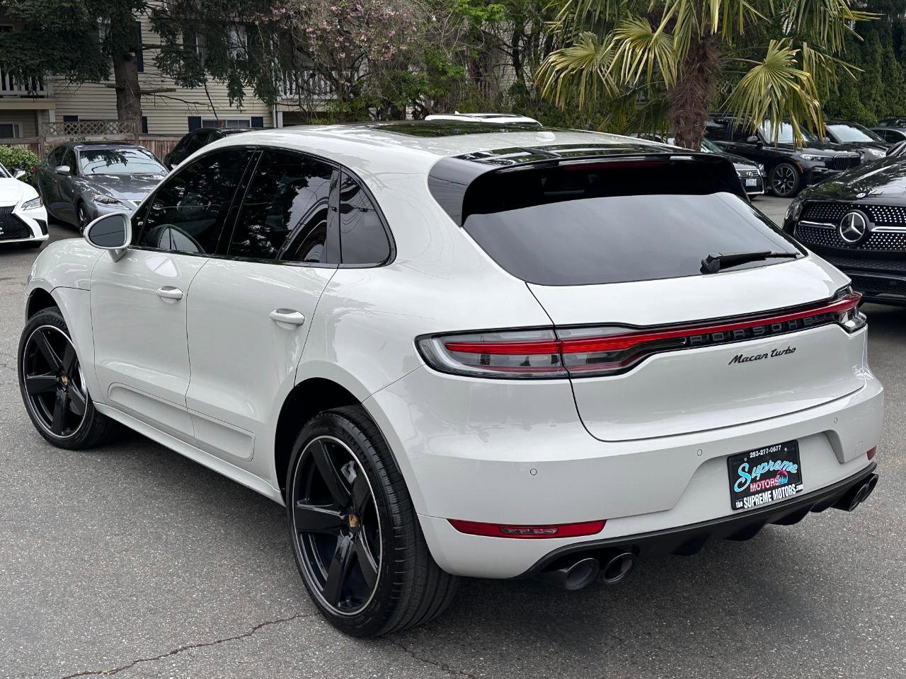 Used 2020 Porsche Macan Turbo AWD/4WD image 20