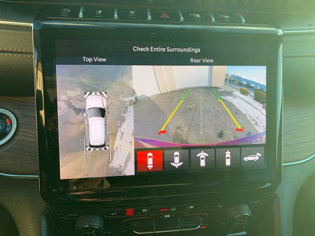 Used 2024 Jeep Grand Cherokee Summit image 35