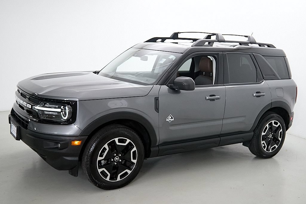 Used 2024 Ford Bronco Sport Outer Banks w/ Tech Package AWD/4WD image 8