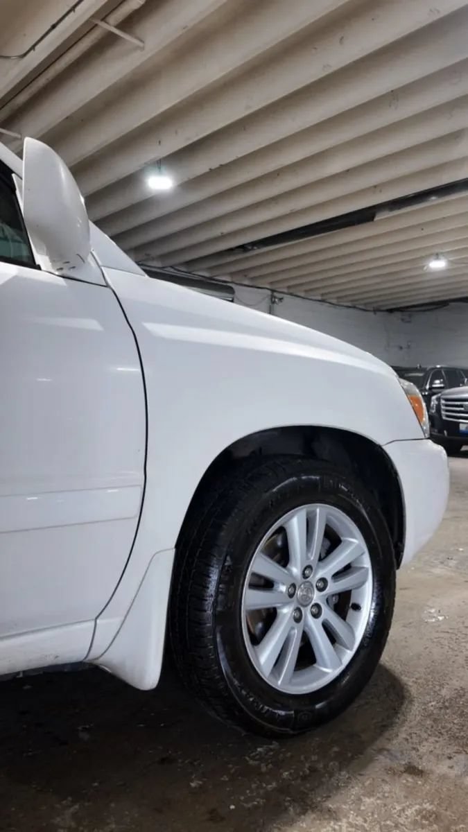Used 2006 Toyota Highlander 2WD Hybrid image 10