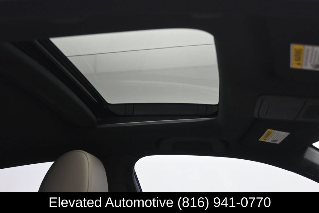 Used 2025 Acura Integra A-Spec FWD image 9