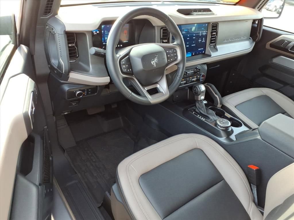 Used 2024 Ford Bronco Big Bend image 16