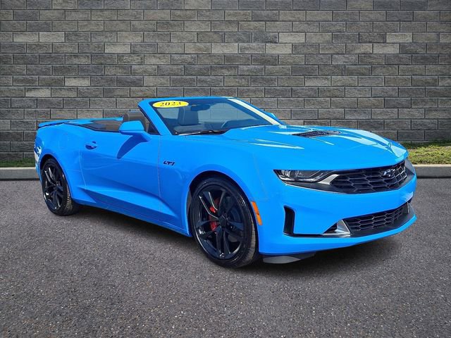 Used 2023 Chevrolet Camaro LT w/ RS Package RWD image 1