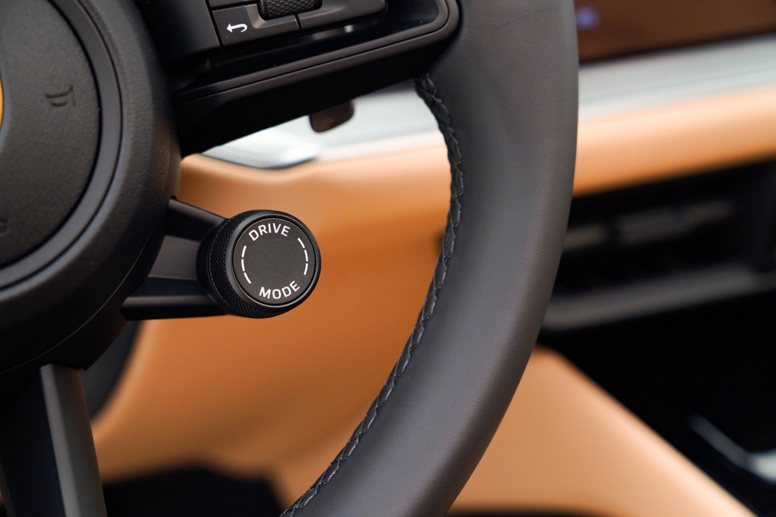 New 2026 Porsche Cayenne image 28