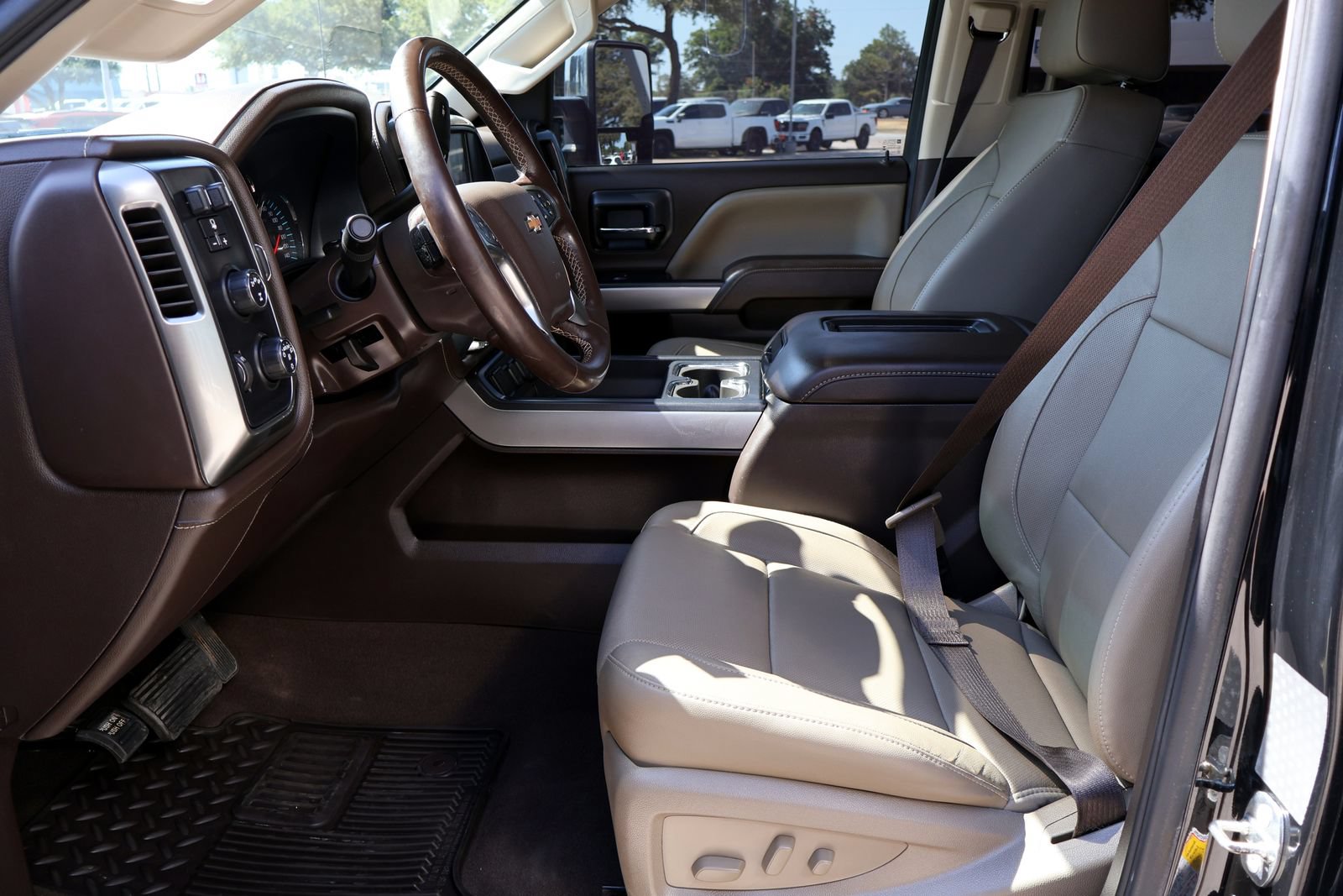 Used 2019 Chevrolet Silverado 3500 LTZ w/ Duramax Plus Package AWD/4WD image 18