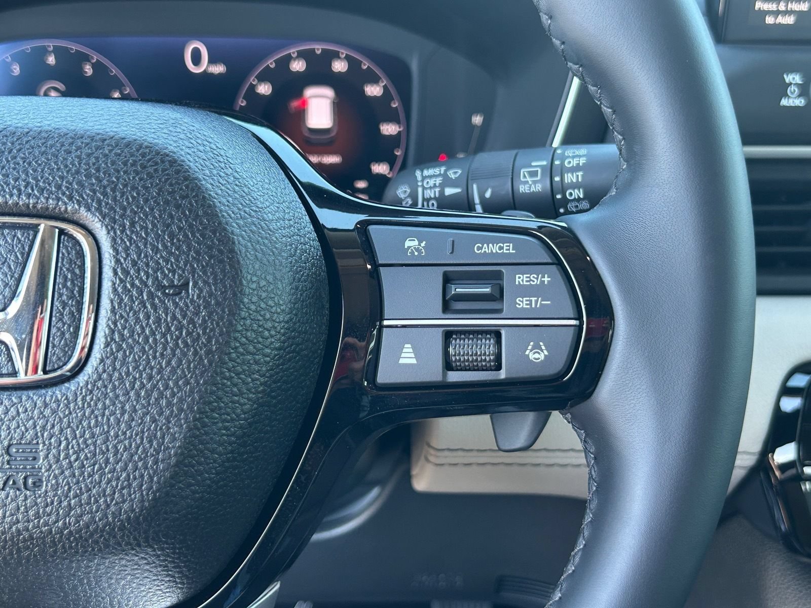 New 2026 Honda Pilot Touring image 27