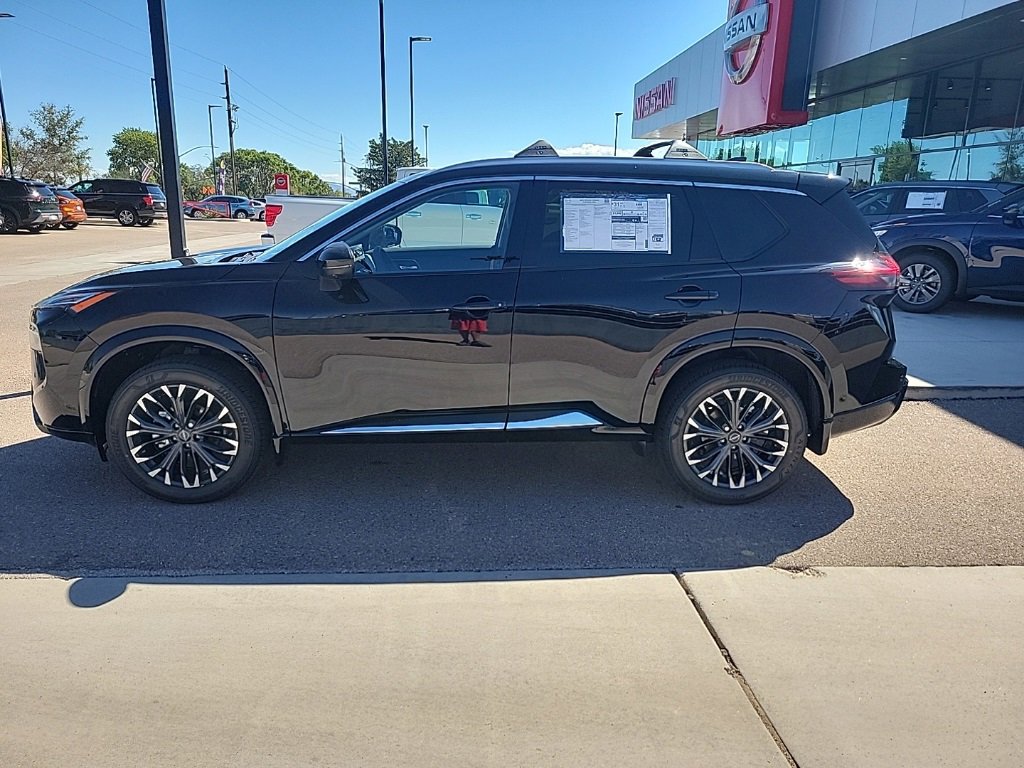 New 2026 Nissan Rogue Platinum image 4