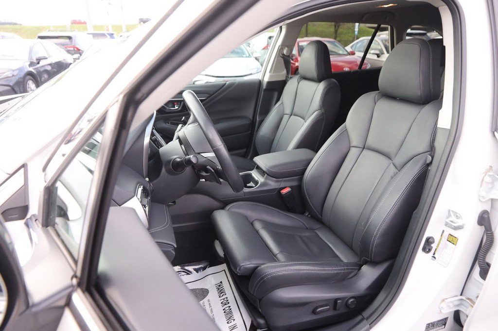 Used 2022 Subaru Outback Limited image 9