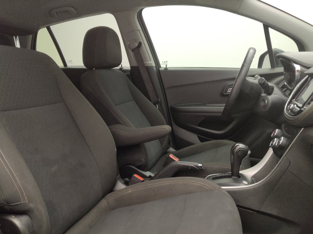 Used 2021 Chevrolet Trax LS w/ Tint and Cruise Package image 21