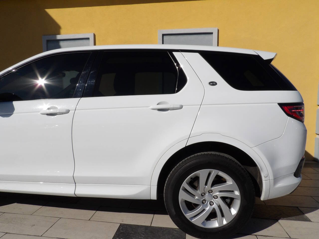 Used 2021 Land Rover Discovery Sport S R-Dynamic AWD/4WD image 11