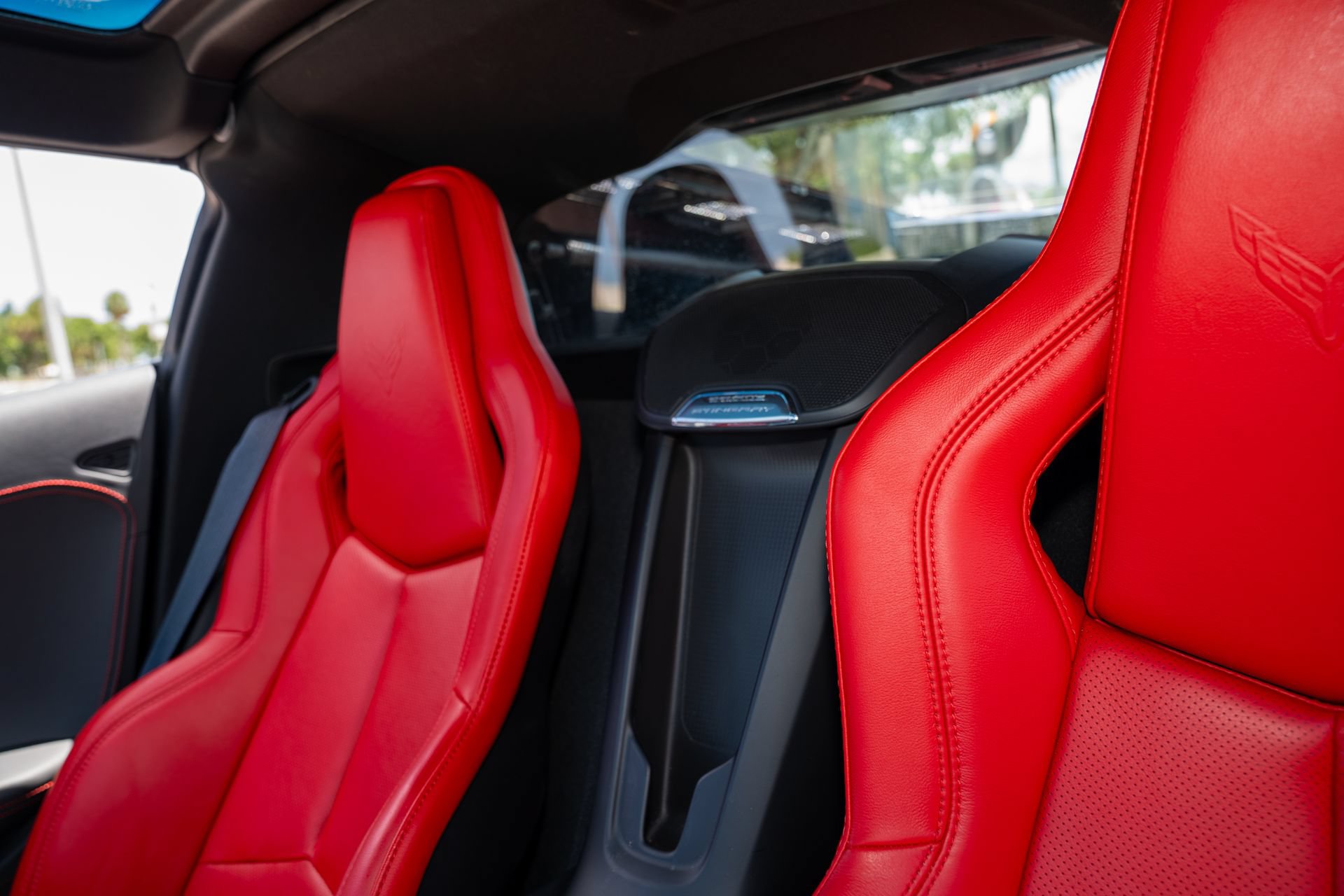 Used 2022 Chevrolet Corvette Stingray Coupe w/ Engine Appearance Package RWD image 26