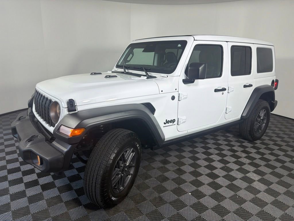 Used 2025 Jeep Wrangler Unlimited Sport AWD/4WD image 10