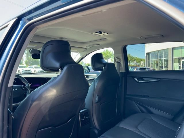 Certified 2023 Kia Niro Wave FWD image 9